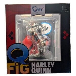 NIB Loot Crate Exclusive QMX Batman HARLEY QUINN QFIG Figure (New in Box) DC